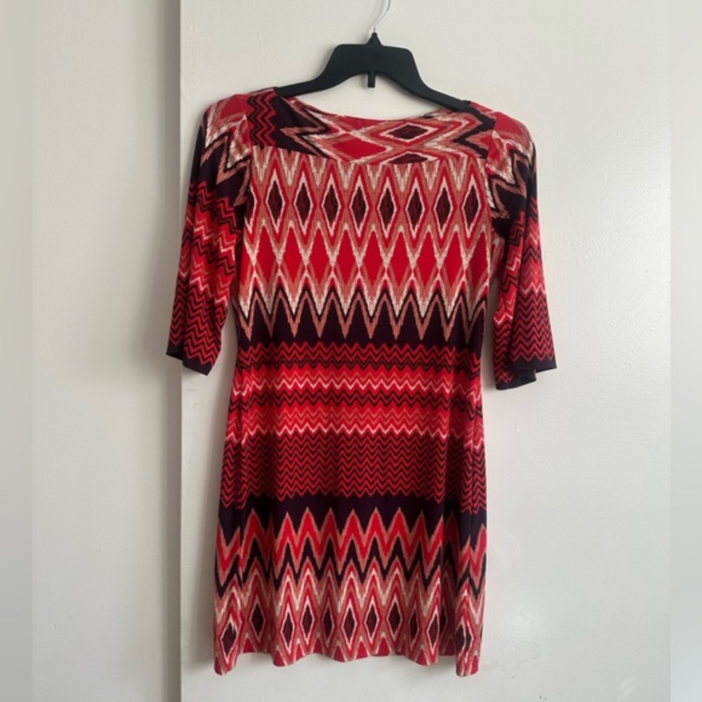 Donna Morgan Red and Cream Abstract Dress